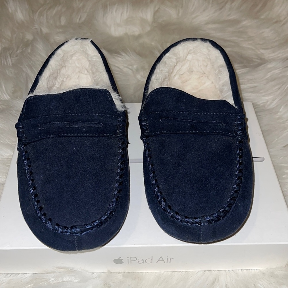 Navy Faux Fur Lined Slippers Size Youth 3-4